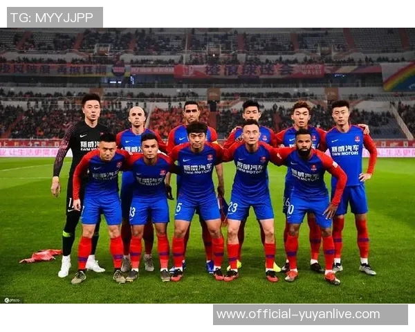 董磊足球之路：从青涩少年到职业球员的成长故事与奋斗历程